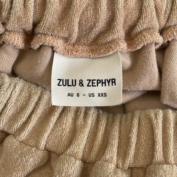 Zulu & Zephyr Tan Terrycloth High Waist 70’s Style Booty Shorts XXS-S - Picture 8 of 9